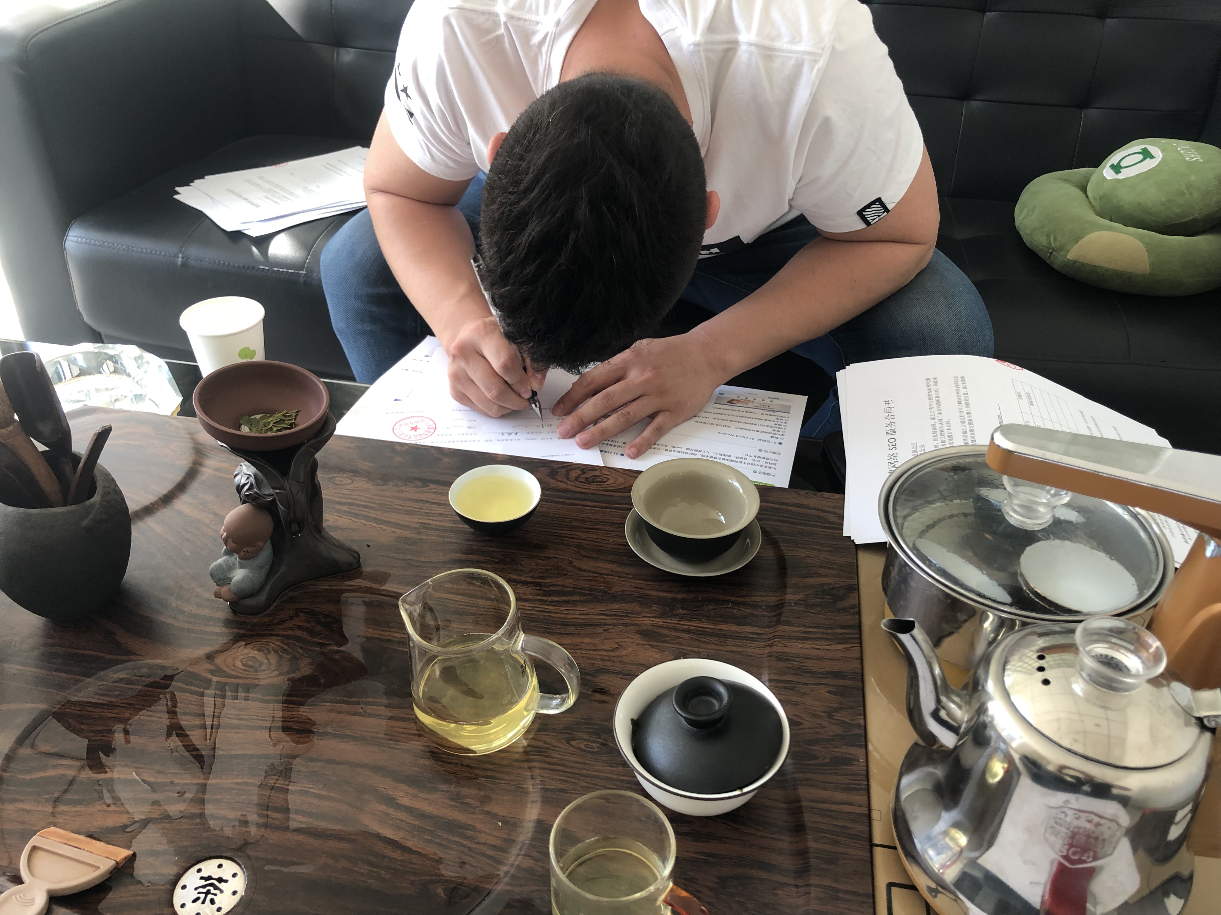 聚搜網(wǎng)與新客戶簽訂合同啦！
